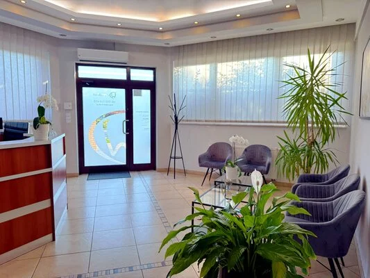 Piękne zdjęcia z DENTAL-WIT Piękne zdjęcia z DENTAL-WIT. Wewnatrz, oraz właścicieli.